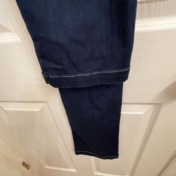 Altar'd State Kickboot Jeans size 1 / 25 - Picture 8 of 8